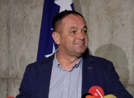 Fazlić: Dodik blokira rad institucija, to treba biti prvi zadatak za Schmidta