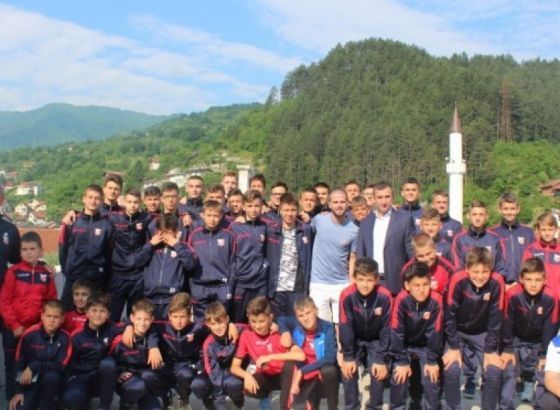 Miralem Pjanić u Konjicu poručio mladim nogometašima da vjeruju u sebe