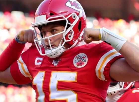 Skrivao Uzi u automobilu: Uhapšen NFL igrač