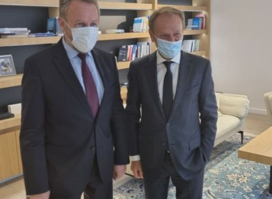 Izetbegović s Tuskom: Kandidatski status bio bi podsticaj za bh. građane