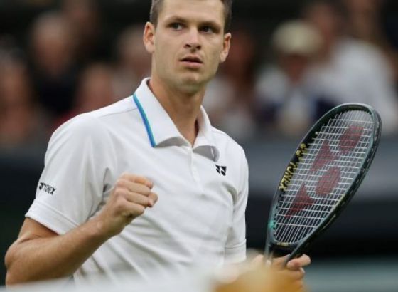 Ispao Medvedev, Hurkač izaziva Federera