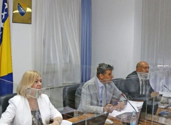 Vlada FBiH izdvojila 145.000 KM za zatvaranje kolektivnih centara