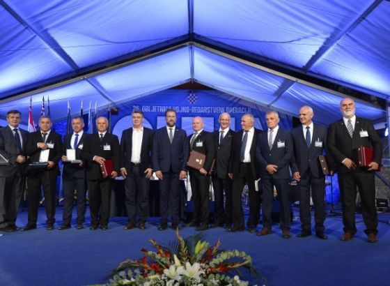 Milanović odlikovao postrojbu 'Ludvig Pavlović' i Vojnu policiju HVO-a
