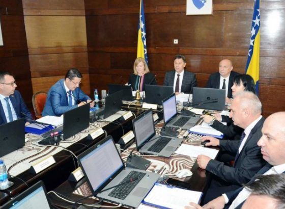 Vlada FBiH usvojila preporuke Kriznog štaba Federalnog ministarstva zdravstva