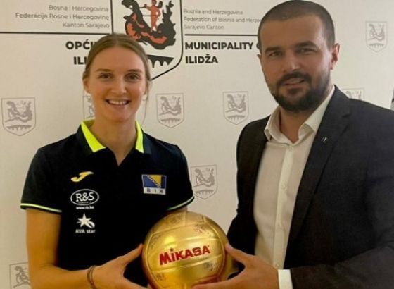 Načelniku Ilidže uručena zlatna odbojkaška lopta