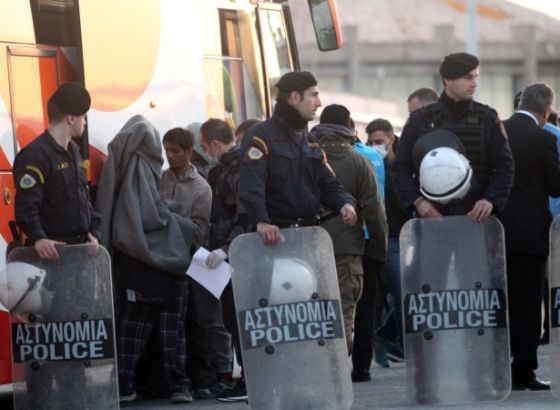 Mitarachi: Grčka ne može biti kapija za ulazak u EU afganistanskim izbjeglicama