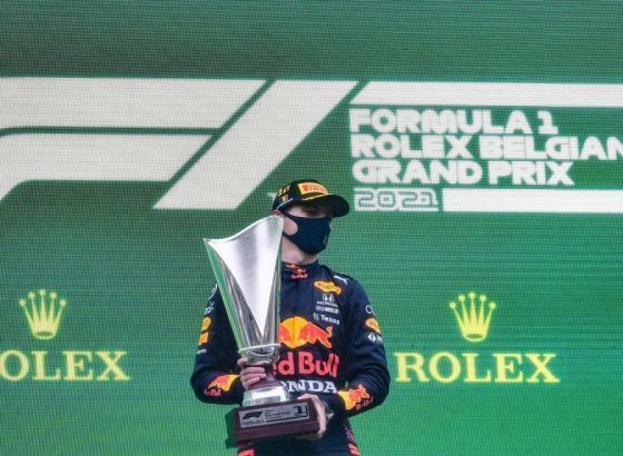 Hamilton bijesan: Farsa; F1: Nije moglo drugačije