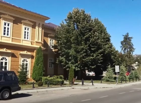 Ustoličen mitropolit Joanikije, stanje se smirilo, građani razočarani