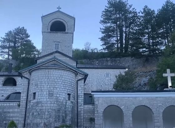 Ustoličen mitropolit Joanikije