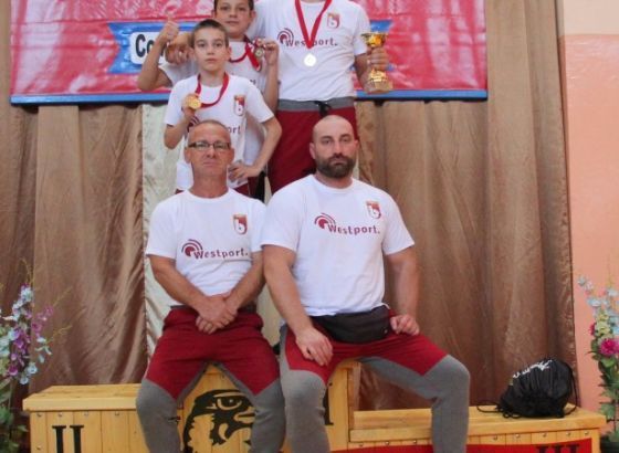 Tri medalje za mlade hrvače Bosne na turniru u Somboru