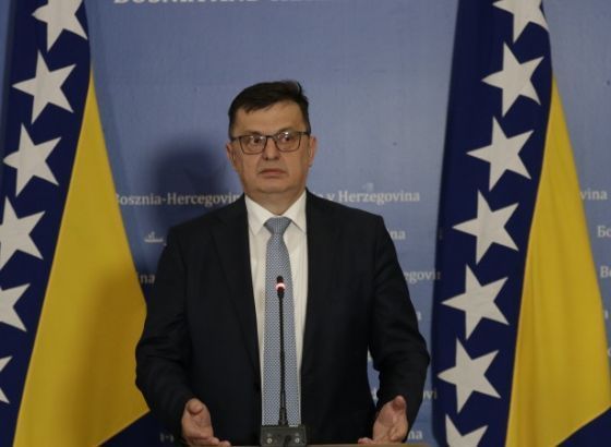 U Tirani susret Tegeltije s Merkel