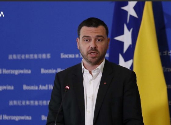 Magazinović: Iluzorno očekivati da parlament riješi problem