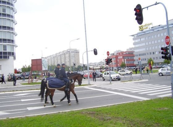 U BEOGRADU PRETUČEN RADNIK BIA-e: Kad se predstavio dobio batine
