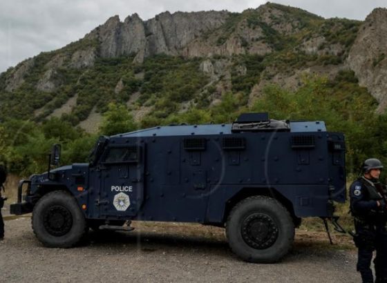 Kriza na sjeveru Kosova ušla u drugi tjedan, KFOR pojačao ophodnje