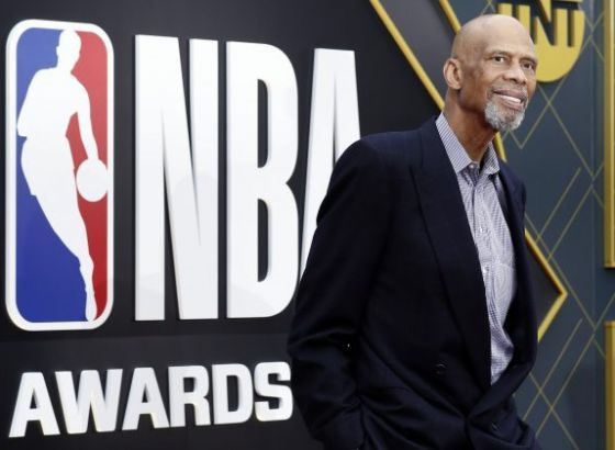 Karim Abdul Džabar oštar: Igrači da se vakcinišu ili da ne budu u ekipi