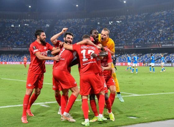 Prvi poraz Napolija, Olimpijakos prošetao kroz Istanbul, Lion siguran