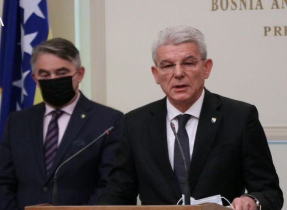Komšić i Džaferović: Odluka o odgađanju vojne vježbe je opravdana