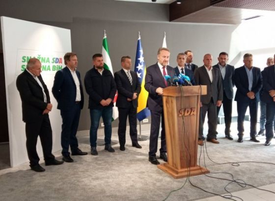 Izetbegović: Federacija BiH mora značajnije pomoći povratnike u RS-u