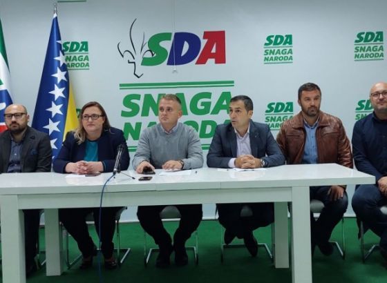 Musić: Revizorski izvještaji potvrđuju afere i netransparentnost Vlade USK