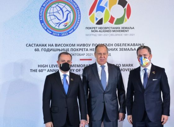 Lavrov na summitu nesvrstanih: Izbjegavati dvostruke standarde