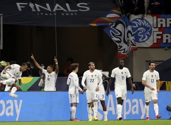 Francuska slavila nakon preokreta, Benzema i Mbape za trofej