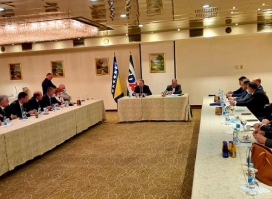 Sastanak predsjednika SDA Bakira Izetbegovića sa kadrovima SDA u RS-u