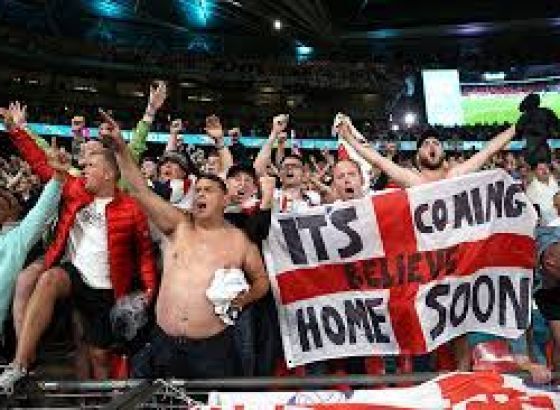 Uefa kaznila Engleze: Jedan meč pred praznim tribinama, drugi uslovno