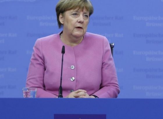 Merkel: EU treba pronaći način da postigne sporazum s Poljskom