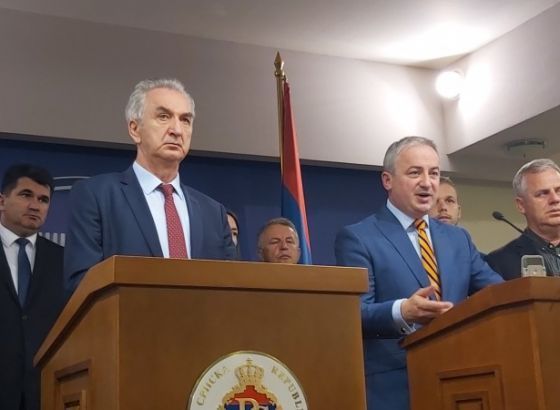 Šarović: Vlast beskrupulozno dovodi u opasnost zdravlje vlastitog naroda