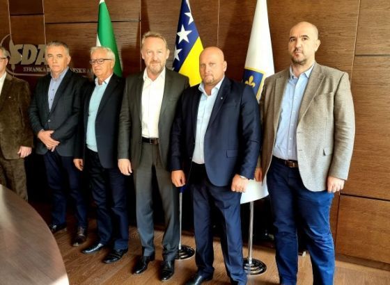 Izetbegović i Špago s predstavnicima Koordinacije temeljnih boračkih udruženja