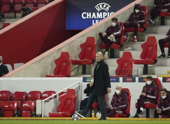 Zidan nije zainteresovan za klupu Mančester junajteda