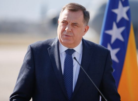 Dodik kukao u NSRS kako njegova porodica jedva preživljava: Bore se, niko nije zaposlen, moj sin nije zaposlen
