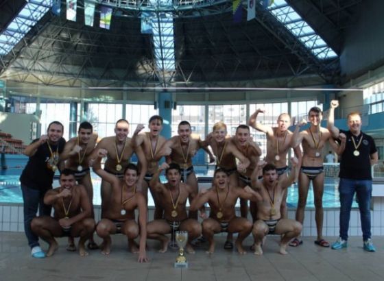 Mladi vaterpolisti Invictuma juniorski prvaci BiH
