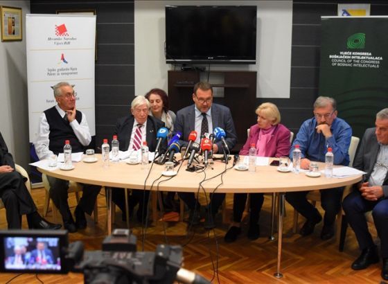 Otvoreno pismo i pitanja međunarodnim zvaničnicima