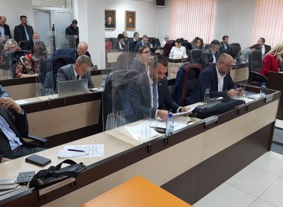USK: Skupštinski zastupnici nakon četiri mjeseca ponovo u klupama