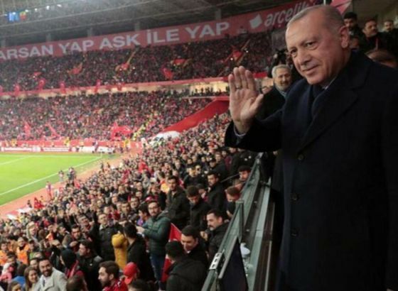 Turski mediji: Erdogan dolazi u Podgoricu da podrži nacionalni tim na putu ka Mundijalu