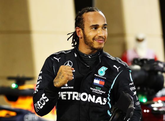 Hamilton novčano kažnjen zbog skidanja bezbjednosnog pojasa
