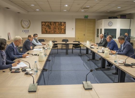 Schmidt i Nikšić razgovarali o aktuelnoj političkoj situaciji u BiH