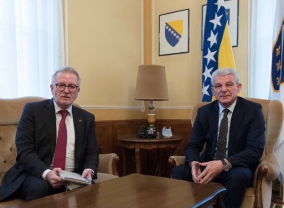 Džaferović i Gahler razgovarali o aktuelnoj krizi u BiH