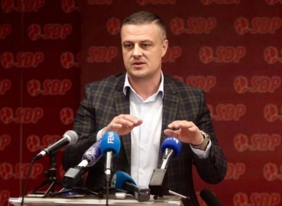 Mijatović Kalabuhovu: Osigurajte plaćanje duga Rafineriji u Brodu koji premašuje stotine miliona KM, smanjite broj obavještajaca