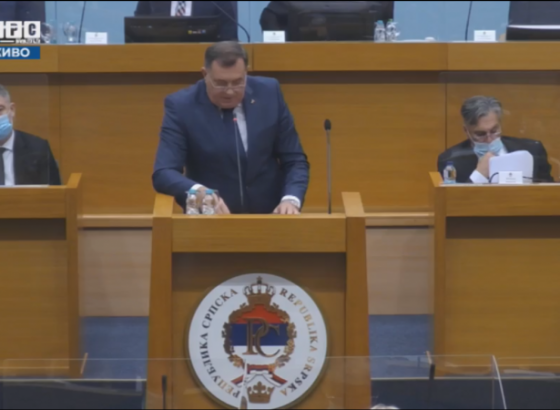 Dodik na sjednici NSRS: Prijeti opasnost da će se BiH raspasti
