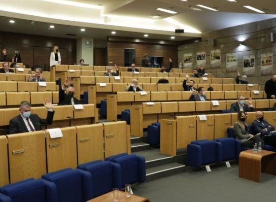 Dom naroda odobrio Nacrt zakona o zabrani gradnje mini hidrocentrala