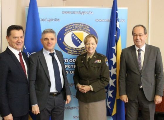 Generalica McGaha potvrdila opredijeljenost NATO Štaba za podršku MO i OSBiH