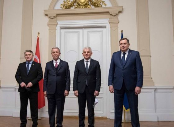 Članovi Predsjedništva BiH ugostili ministra odbrane Turske Hulusija Akara