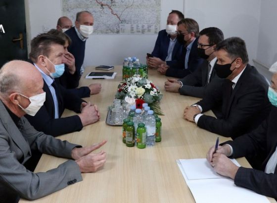 Novalić i Džindić u Varešu: Podrška infrastrukturnim projektima