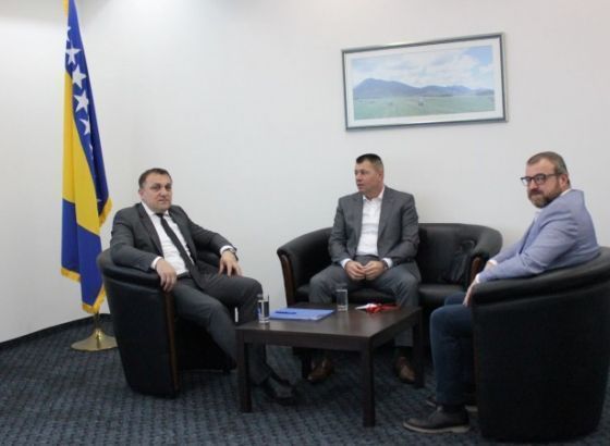 Dedić razgovarao s Egrlićem i Kapom - Ulagati u domaću proizvodnju