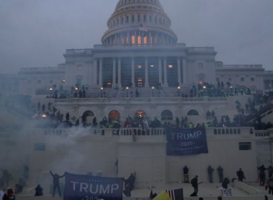 Biden će istaći Trumpovu odgovornost za smrtonosne napade 6. januara