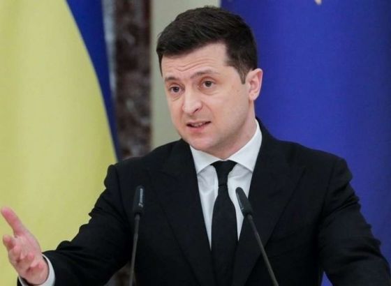 Zelenski: Ukrajina spremna donijeti odluke o okončanju rata u Donbassu