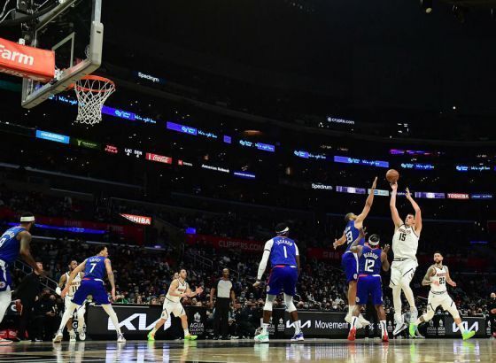 Jokić promašio šut za pobjedu, Memfis srušio i ratnike, Finiks preletio Kanadu