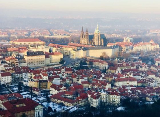 Glasanje o povjerenju vladi premijera Fiale odloženo nakon 22-satne debate u češkom parlamentu